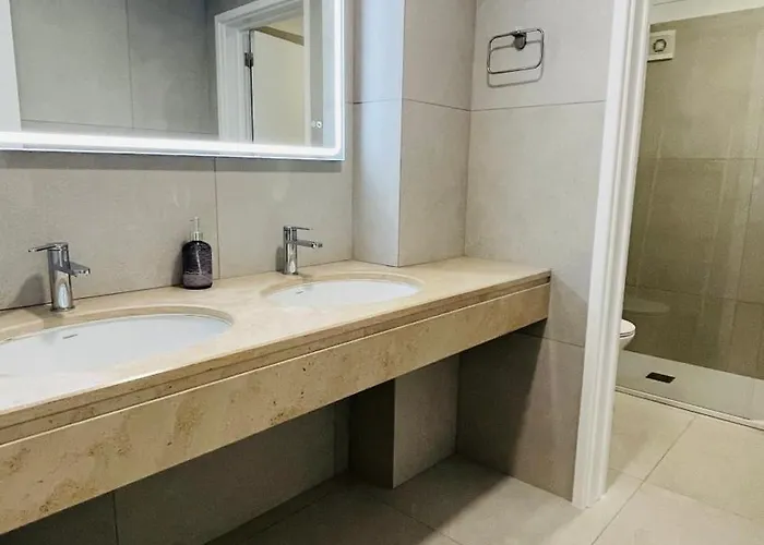 Do Largo * Funchal (Madeira)